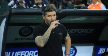 Erzurumspor mucizesinin mimarı Hakan Kutlu veda etti!