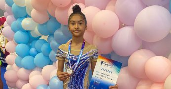 İzmitli ritmik cimnastikçilere alkış!