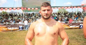 Gölcüklü Abdülrefik Öner’den Kırkpınar’da müthiş galibiyet!