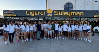 Cadence İhsaniye’nin sultanları yemekte buluştu