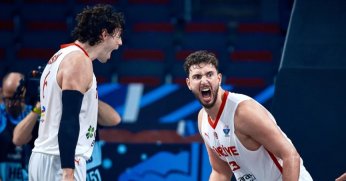 12 dev adam olması gerekeni yaptı! “85-79”