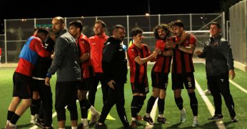 Karamürsel Ereğlispor tek yumruk!