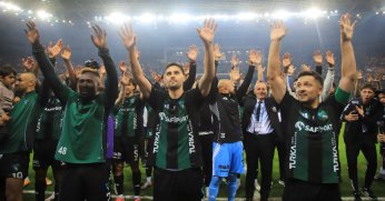 Adnan Sak: Ne gerek vardı ? 