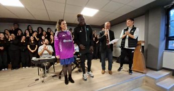 Öğretmenlerimize Agyei şoku!