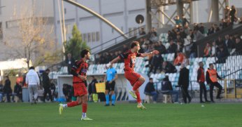 Mustafa Kürşat Tümay’dan profesyonel siftah!