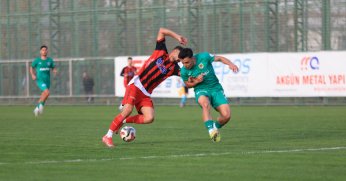 Ali Köksal alt liglerde gündem olan pozisyonu müthiş yakaladı!