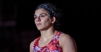 Nesrin Baş altın madalyaya kılpayı kaçırdı!