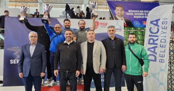 Darıca’daki güreş şampiyonası çok çekişmeli geçti!