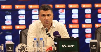 Takımı tarihi fark yemekten kurtuldu! Gitti HAKEM dedi!