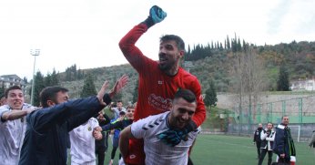 Her şeye rağmen Karamürsel! Şapka çıkarılmalı!