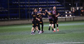 Ustalar final için sahada!