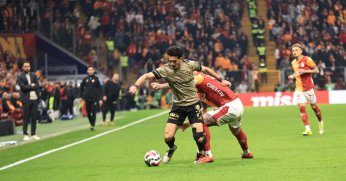 Gözler Tayfur ve Jo’da