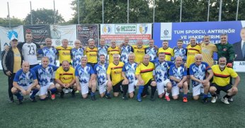Kağıtspor hepimizi geçmişe götürdü