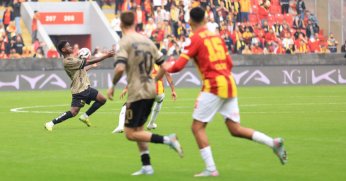 Keita gitti, Jo ve Darko yolcu