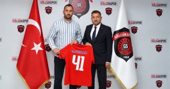 Gölcükspor’a yeni sağlık sponsoru