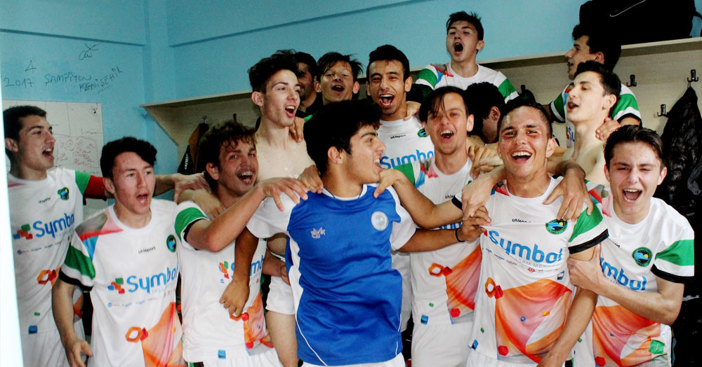 Kocaeli Güneş U-17 çok yaklaştı! 
