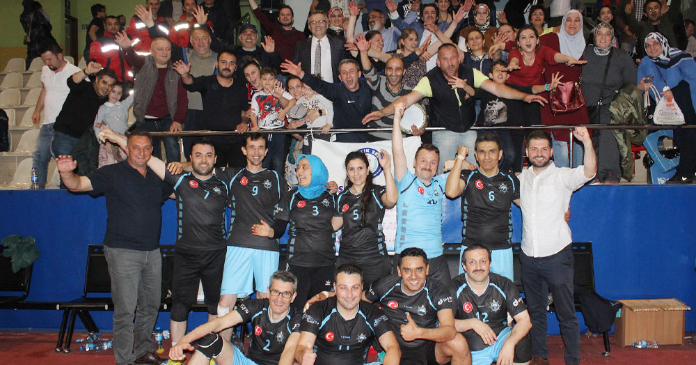 Şampiyon Gölcük Devlet:3-1