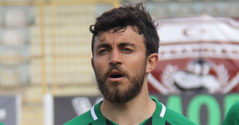 Mert Yavuz, Sakaryaspor ile görüşüyor