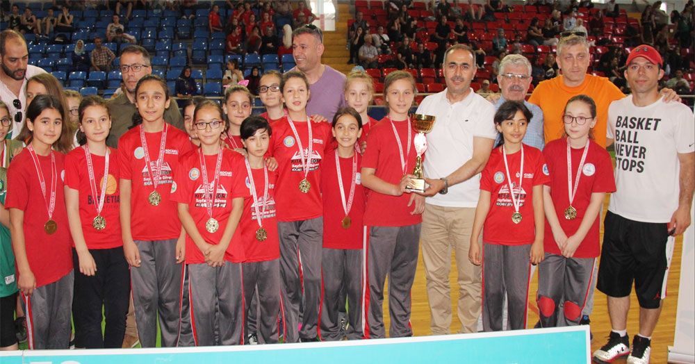 Kupa canavarı Kocaeli GHSK!