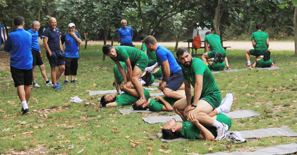 Kocaelispor yağmur altında kros yaptı!