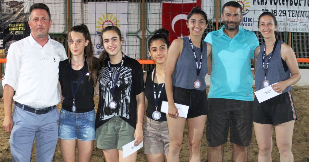 Smaçları yapıştırdılar, madalyaları kaptılar!