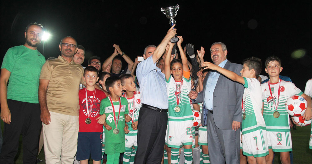 Hisareynspor kafayı çalıştırdı, ŞAMPİYON OLDU! “2-0”