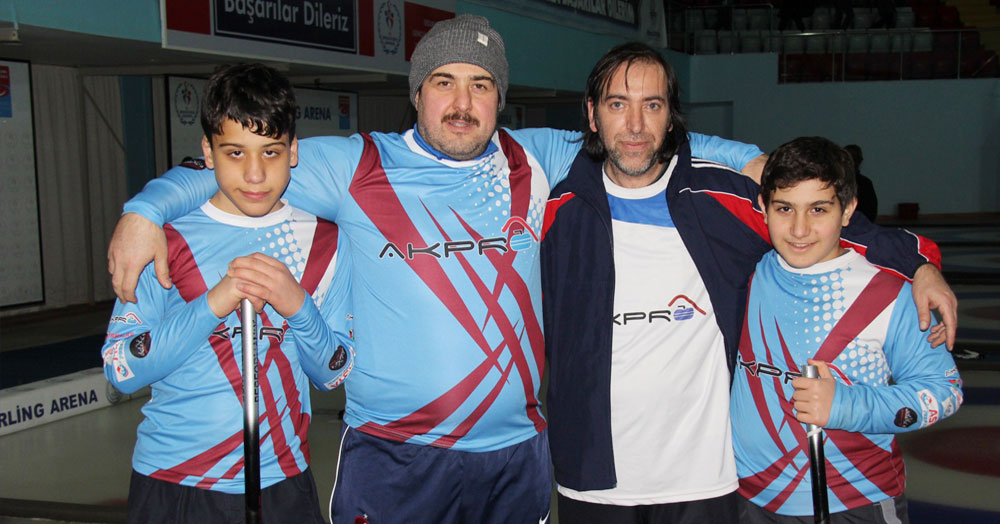 Haydi, curling hakem kursuna!