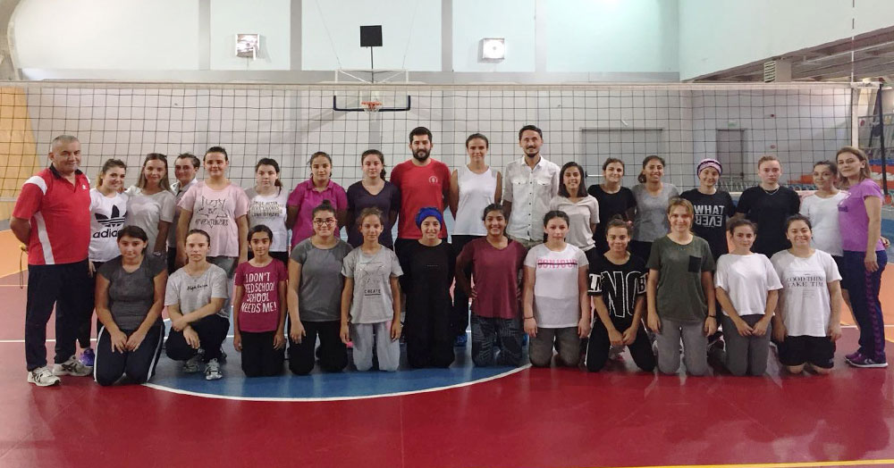ASP Kulübü voleybolda atağa kalktı