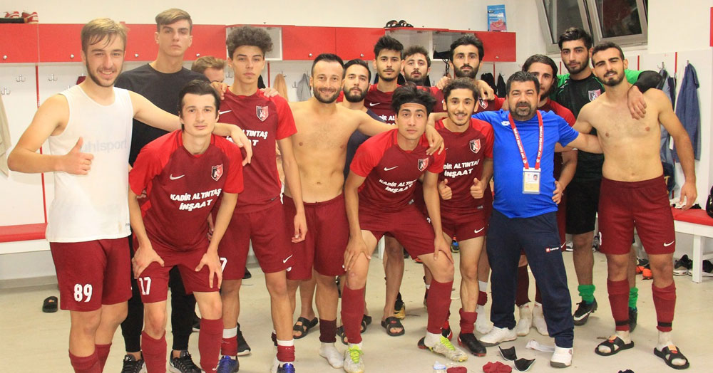 Kullarspor evindeki ilk maçını kazandı! “1-0”