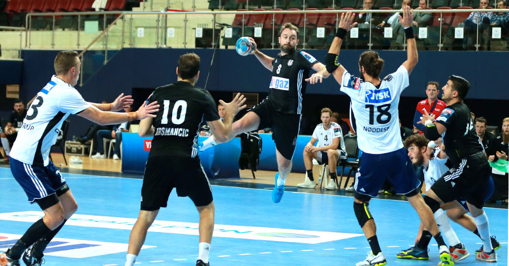 Beşiktaş, İzmit’te Silkeborg’a farklı yenildi! “24-37”