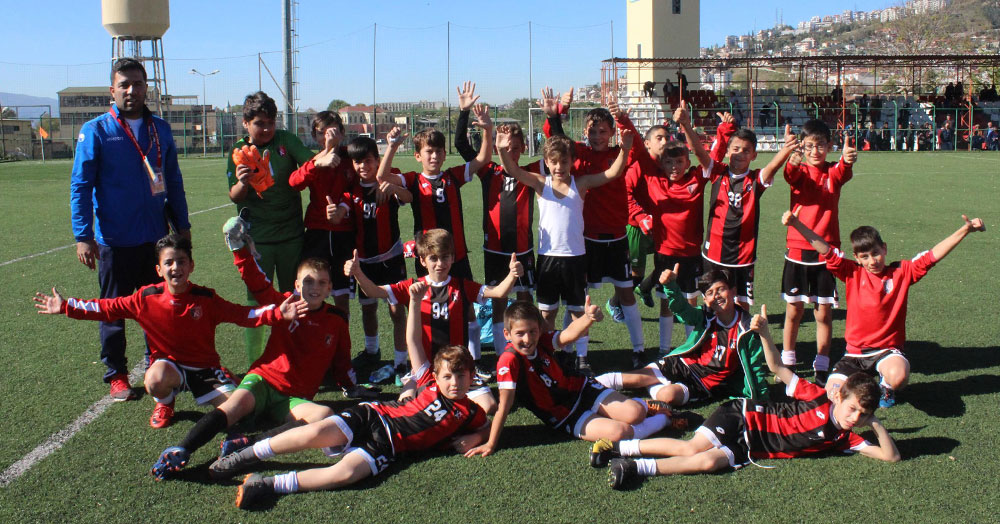 U-12’de Kullar ve Yahyakaptan şampiyon