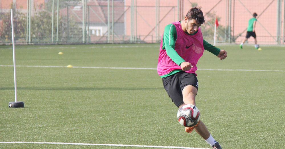 Rıza’nın 11’de başlaması bekleniyor