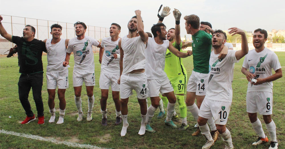 Bu maça gelmeyeceksen, hangisine geleceksin!