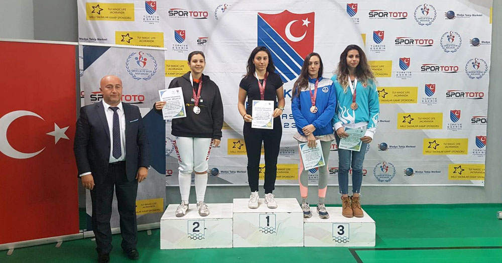 Eskrimde iyi yoldayız!