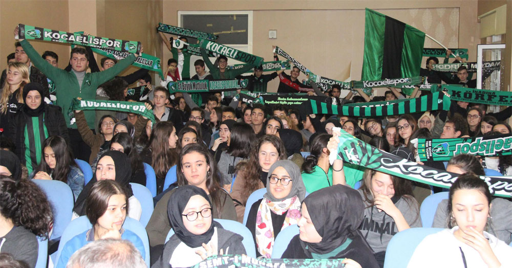Bu öğrenciler KOCAELİSPORLU!