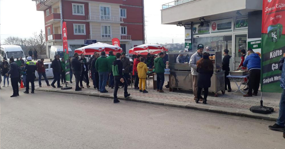 Seyyar Köfte’ye hücuuuum!