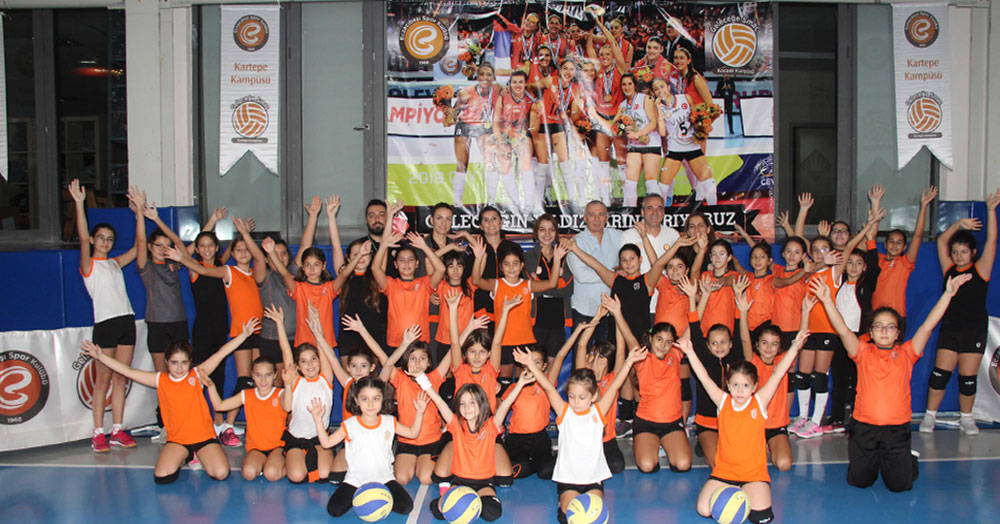 Eczacıbaşı yeni yılı mutlu girdi