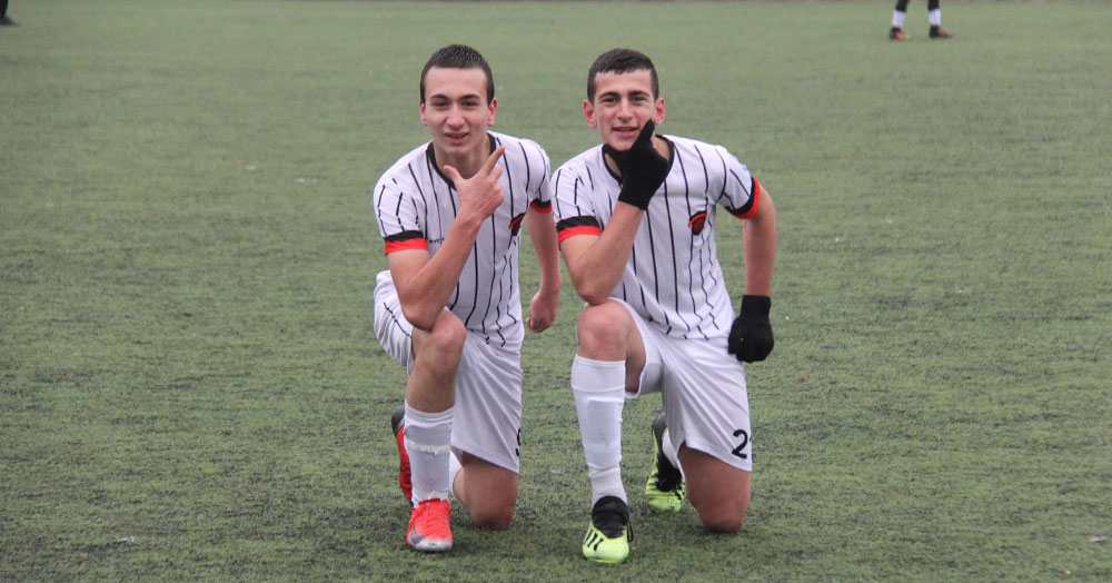 Cumartesi Gölcükspor'a yaradı! 