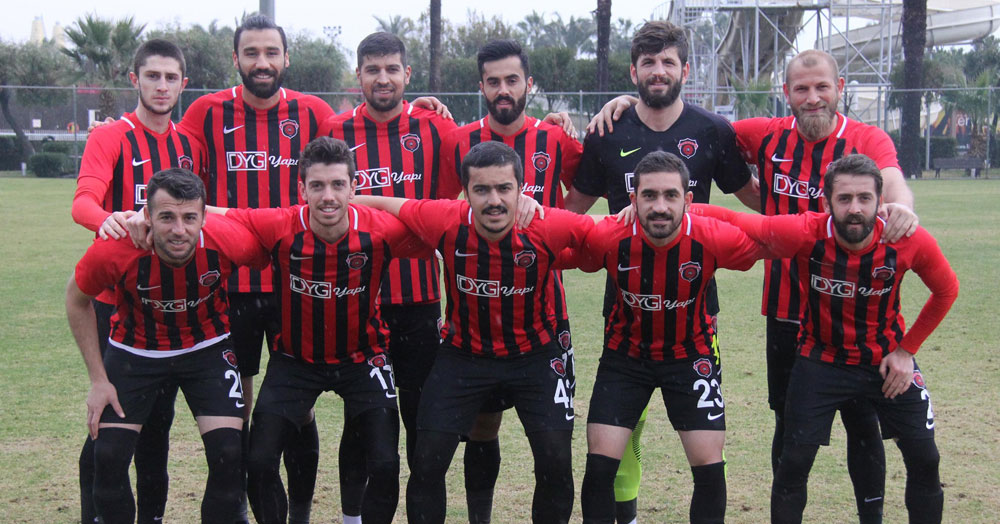 Gölcükspor ideal kadrosunu buluyor