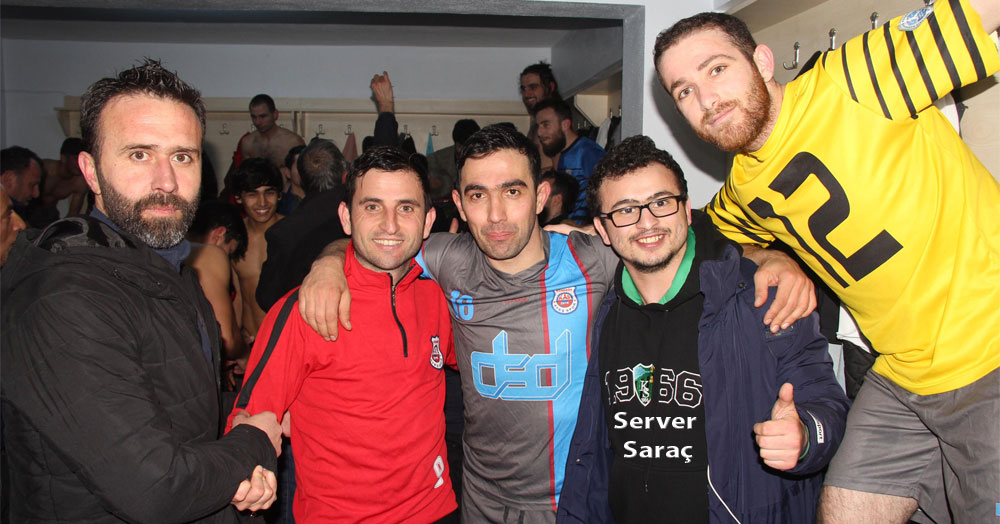 Server ve uğurlu ayakları!