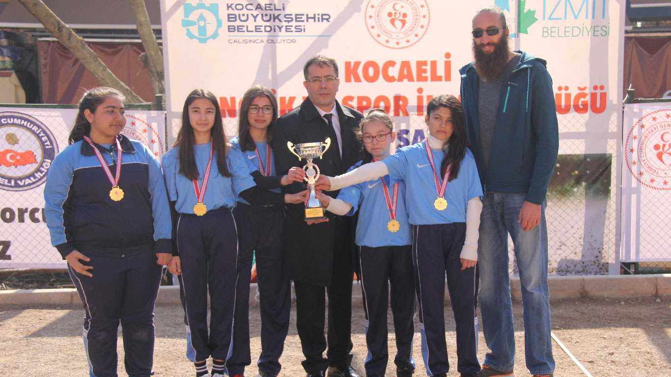 Yıldız kızlar boccede şampiyon Alikahya Fatih!