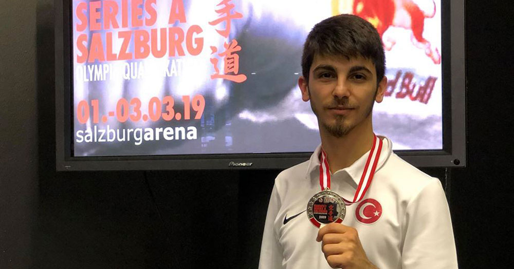 Nedir bu çocuğun hakemlerden çektiği!