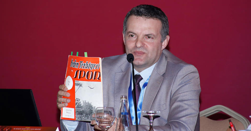 Doç. Dr. Levent Atalı genç Derbentlilerle buluştu