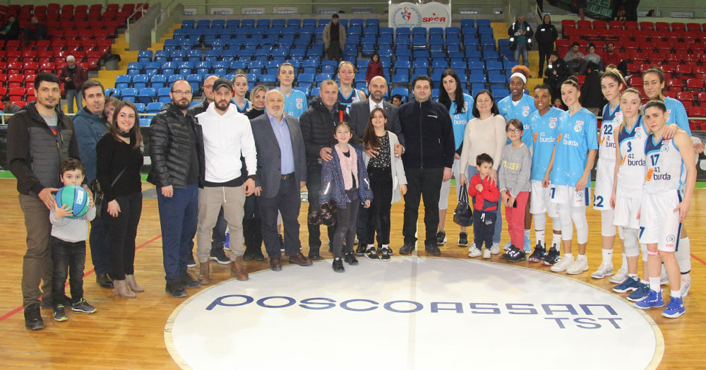 İzmit Belediye, Kartal avında