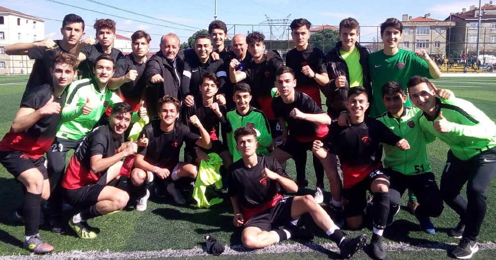 Gölcükspor U-17 işi bitirdi! “0-8”