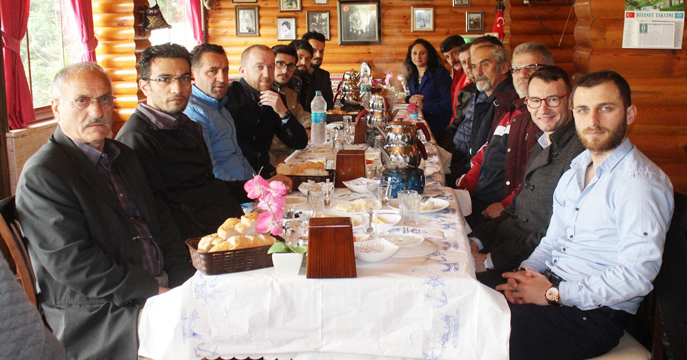 Kartepe kulüplerinden gövde gösterisi!