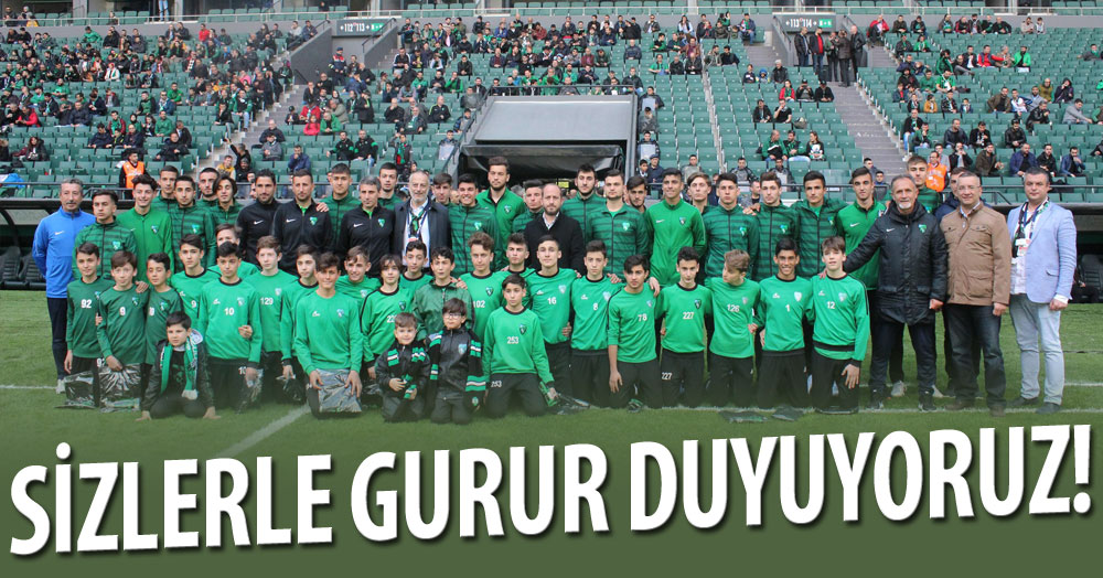 U-19 ve 14 takımları onurlandırıldı