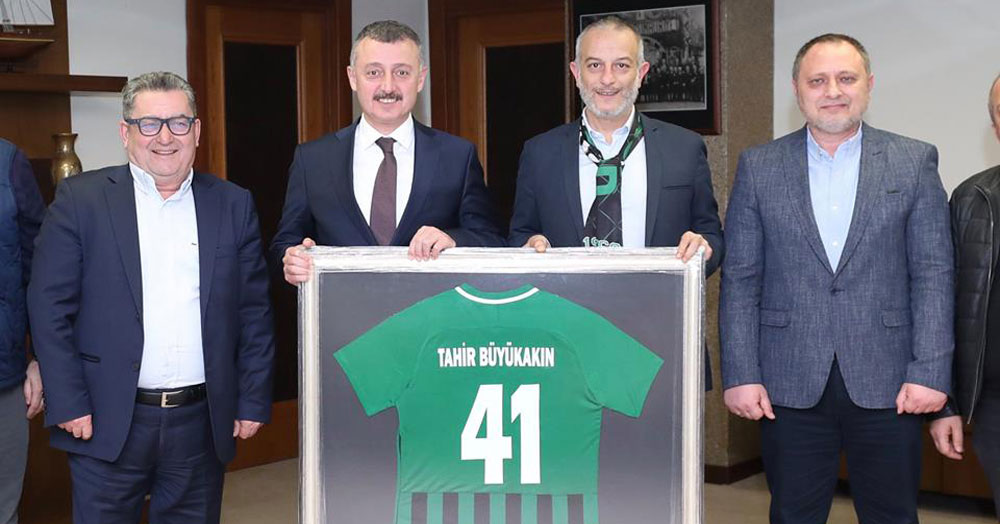 Kocaelispor yönetimi Büyükakın’ı ziyaret etti