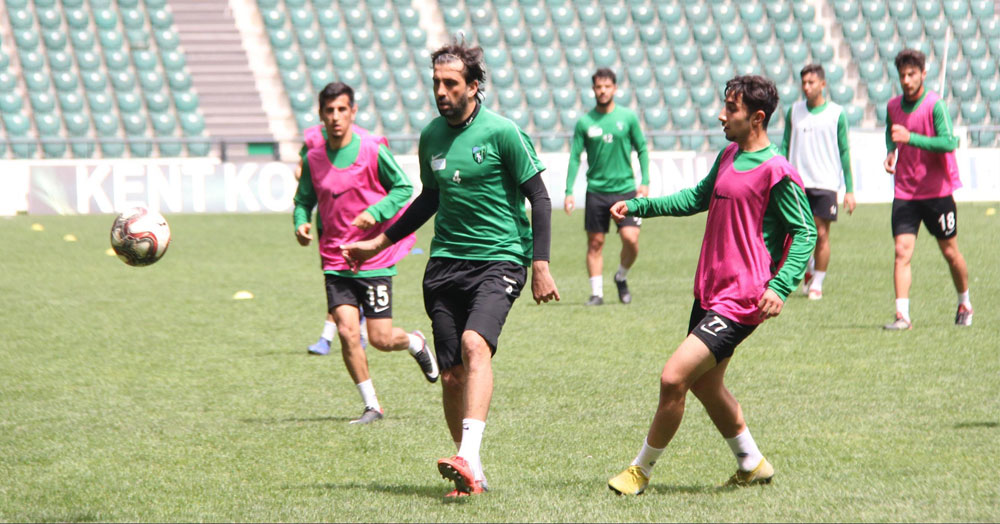 Salı ve Çarşamba Kocaeli Stadı’ndayız