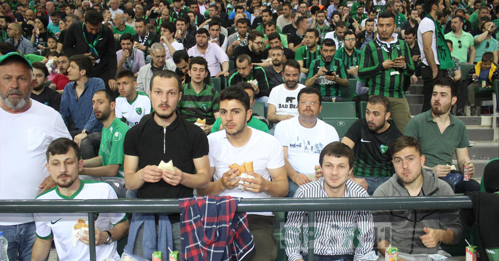 Kocaelispor - Yeni Çorumspor maçında neler oldu?